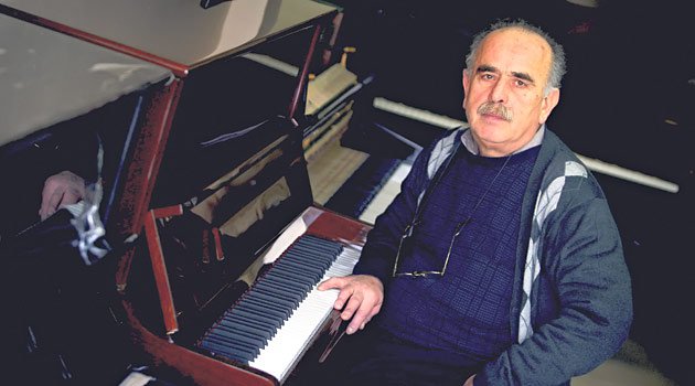 Mustafa Bardakçı - Bardakçı Kardeşler Piyano